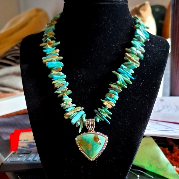BARSE Turquoise Necklace - Picture 1 of 4
